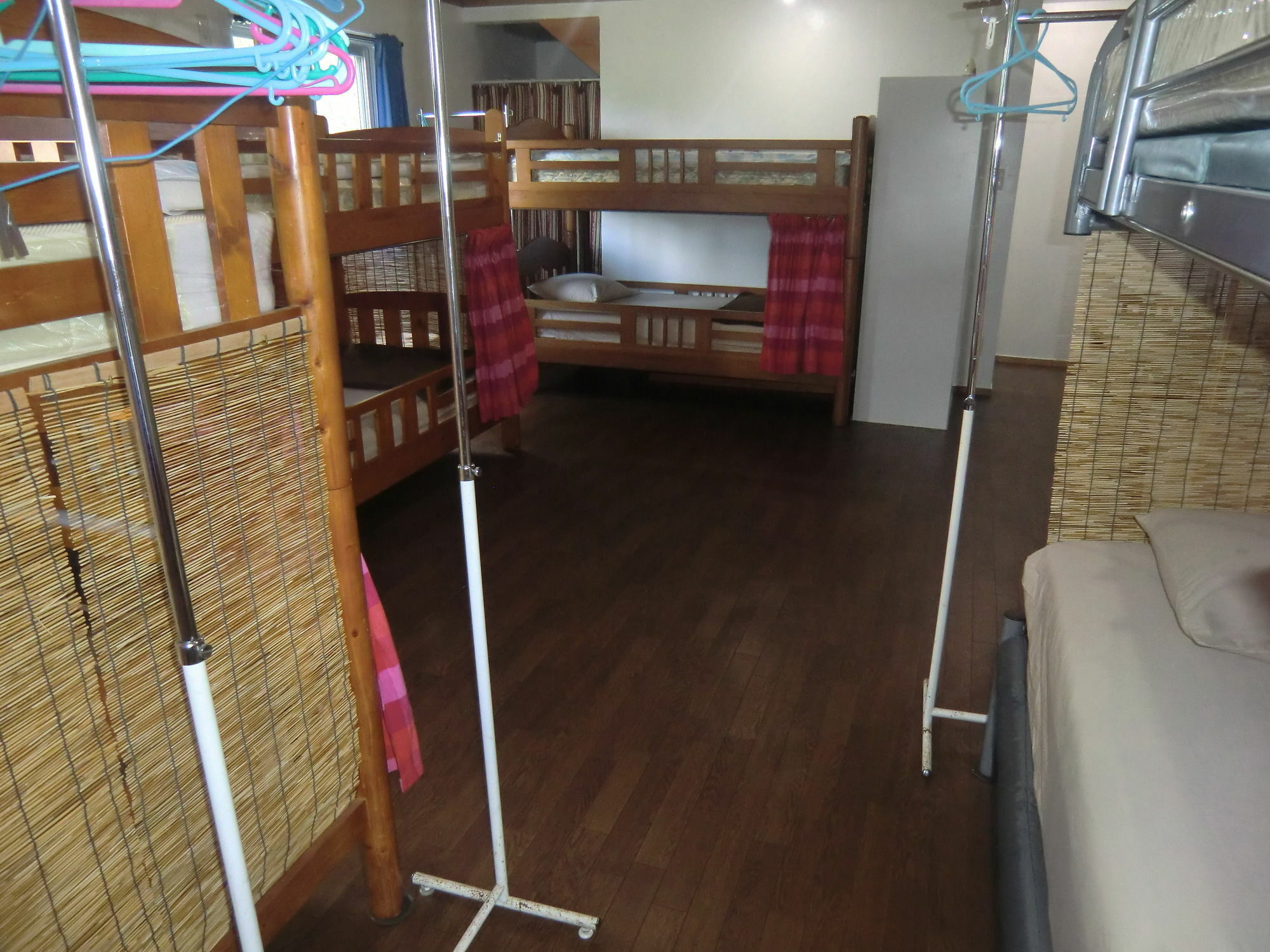 Holiday House Ryukyu-An "Music Hostel" Йомитан Экстерьер фото